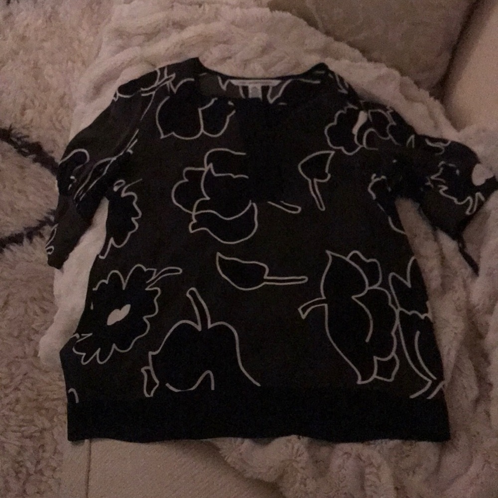 DVF abstract green and black floral silk top